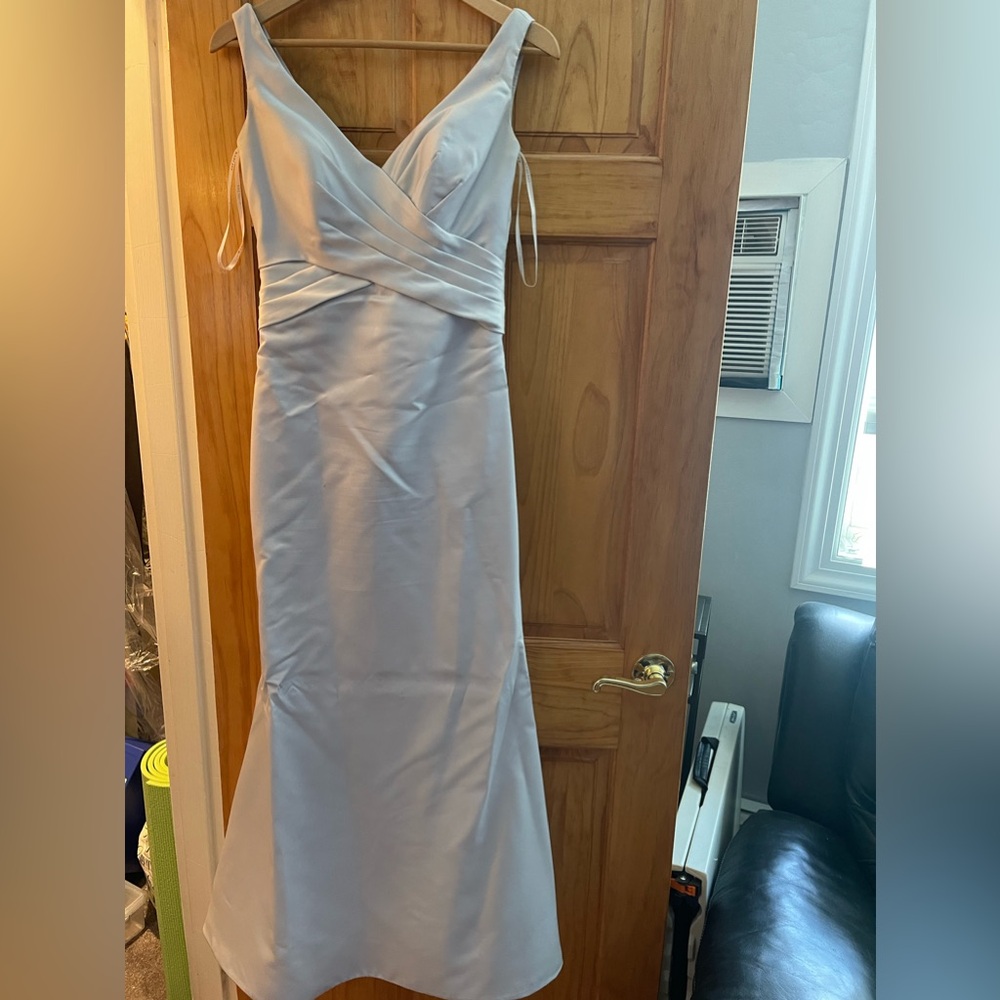 Bridesmaids satin dress in white platinum